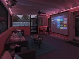 CasaBay 4 Bed 2 Bath House Ultimate Backyard Fun