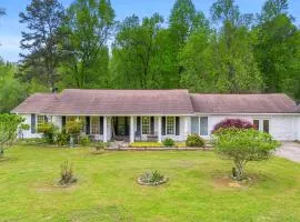 Modern Rancher on Lake Lanier in Gainesville