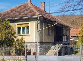 Garan Vendégház，位于约什沃弗的酒店