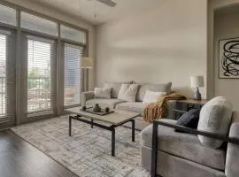 Landing at Enclave at Woodland Lakes - 2 Bedrooms in The Woodlands