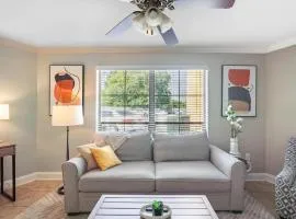 Landing at The Hive - 1 Bedroom in Mid City North