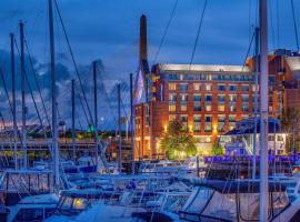 波士顿港都铎码头原住客栈酒店，位于波士顿的酒店