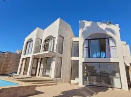 Casa en Pichidangui frente a playa 6 personas