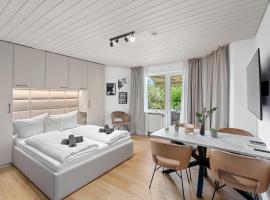 ANYTIME - Gästehaus am Weinberg in Überlingen，位于于伯林根的酒店