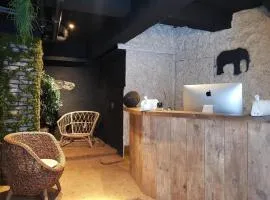 Hotel Elephant