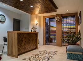 Hotel Avenija，位于奥隆阿波苏比克湾国际机场 - SFS附近的酒店