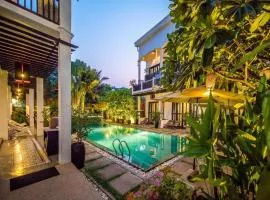 Mulberry Hotel