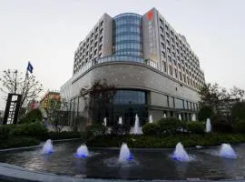 Yang Peng Jin Jiang Hotel