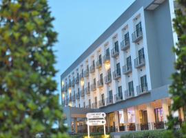 The Nest Hotel Phichit，位于Ban Khlong Khachen的酒店