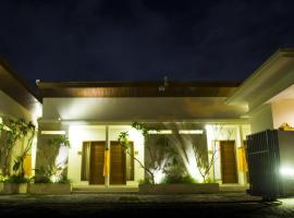 De Lemon Gatsu Hotel，位于Kesiman的酒店