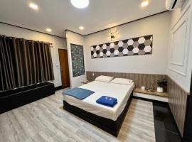 Zigzag Resort