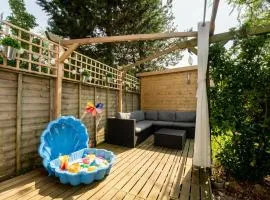 Holiday Home Zeewind 246 with parking by Interhome