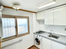 Studio with cooking facilities