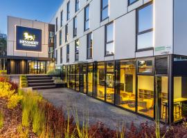 Hessnery Hotel，位于塔林的酒店