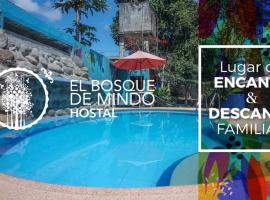 El Bosque de Mindo Hostal，位于明多的酒店