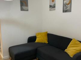 Apartamento Da Avoa Teresa，位于帕德隆的酒店