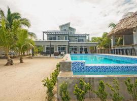 Oceanfront 3 Bedroom - Conmigo Villas South，位于玛雅湾的分契式公寓