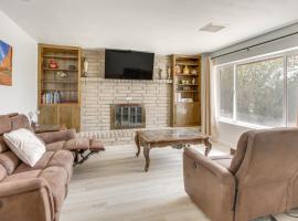 Pet-Friendly Ridgecrest Home Near OHV Trails!
