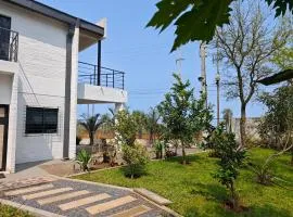 Casa Con Vista al Lago Ypacaraí