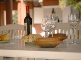 Calma Santa Ana Parrilla y Piscina，位于Santa Ana的酒店