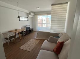 Hermoso monoambiente en Punta Carretas piso 8，位于蒙得维的亚的公寓