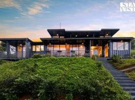 StayVista at Griha Sankalpa with Mountain View, BBQ Wayanad