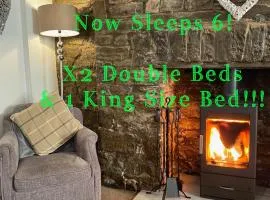The Cwtch, Log Fire, Sleeps 6, Nr Zip World, Brecon and Bike Park Wales