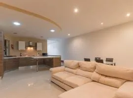 Sun Valley Comfort Apartment - Hosted by Sweetstay