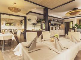 Hotel - Restaurant Sonneneck，位于Dornstetten的酒店