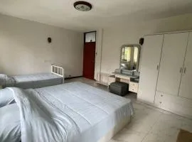 Manoo House E