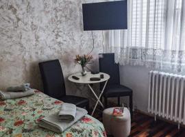 Studio-Harmony，位于Kanarevo Brdo的酒店