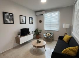 3-Bedroom House in Quebradillas，位于克布拉迪亚斯的酒店