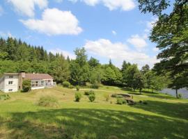 La rode，位于Compreignac的酒店