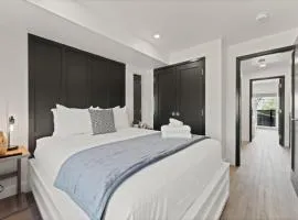 Luxury 171-7 Condos with Magnificent Lakeviews