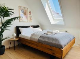 Cozy apartment for 2 near Mering train station，位于Mering的酒店