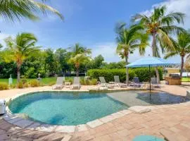 Walk to Beach Waterfront Home in Marathon!