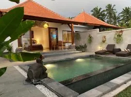 Kaki Uma Villa