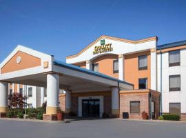 Quality Inn & Suites Arnold - St Louis，位于阿诺德的酒店