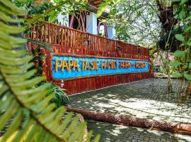 RedDoorz Plus @ Papa Tasie Camotes，位于Union的酒店