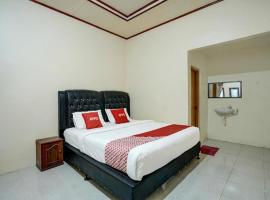 OYO 92464 Efniati Homestay Syariah，位于Payakumbuh的酒店