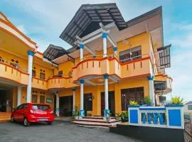 OYO 92631 Hotel Dan Aula Wahyu Sari B