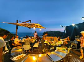Ebisu Inn Hot Spring & Scenic Views 温泉と絶景の宿 えびす，位于下田的酒店