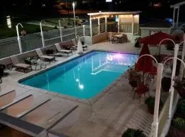 Airport Inn