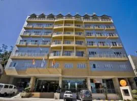 Baguio Burnham Suites Hotel