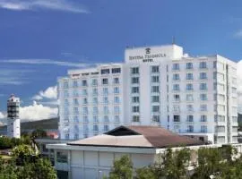 Sintesa Peninsula Hotel