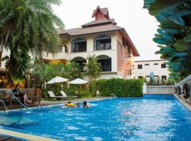PhoomThai Garden Hotel，位于帕府的酒店