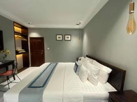 Reasmey Cheanich Hotel，位于磅湛的酒店