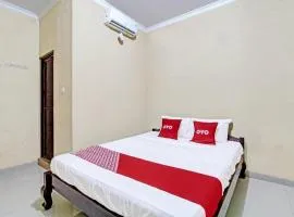 OYO 91353 Hotel Surya Andesa