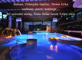 RELAX HOUSE Kolpa view Podzemelj，位于Gradac的酒店