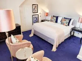Boutique Hotel Sir & Lady Astor - The Charming City Hotels
